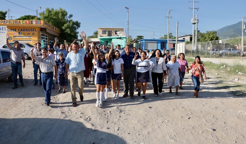Vecinos de la Vamos Tamaulipas le dicen adiós a las piedras y a la tierra