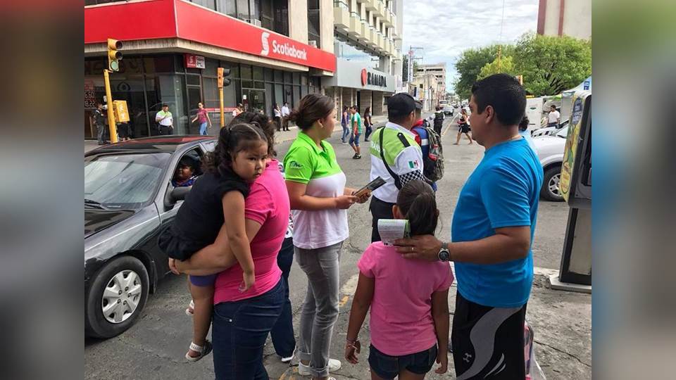 Previenen a peatones sobre accidentes de tránsito