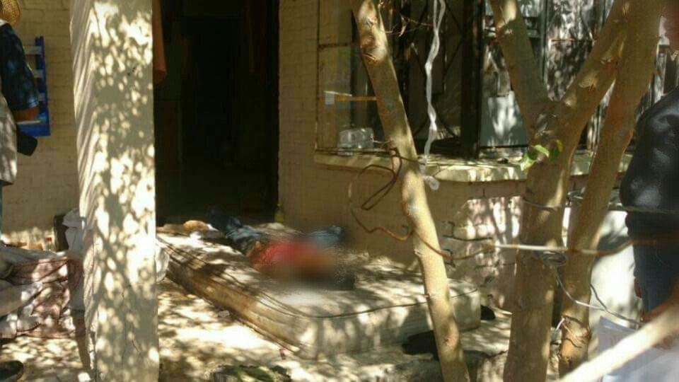 Encuentran a joven muerto en vivienda abandonada