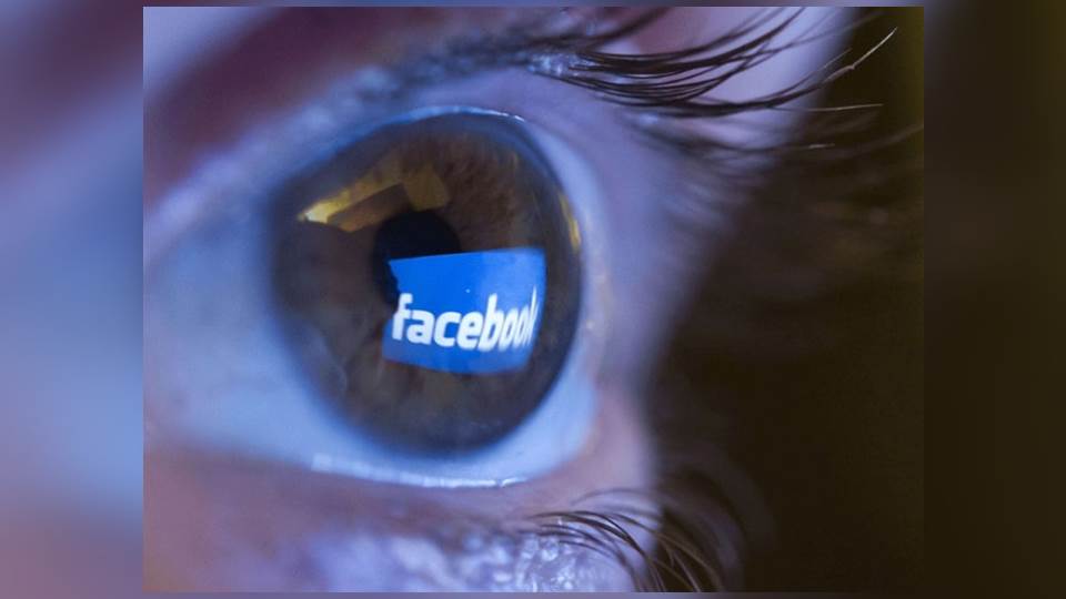 Con este truco sabrás si alguien espía tu sesión de Facebook