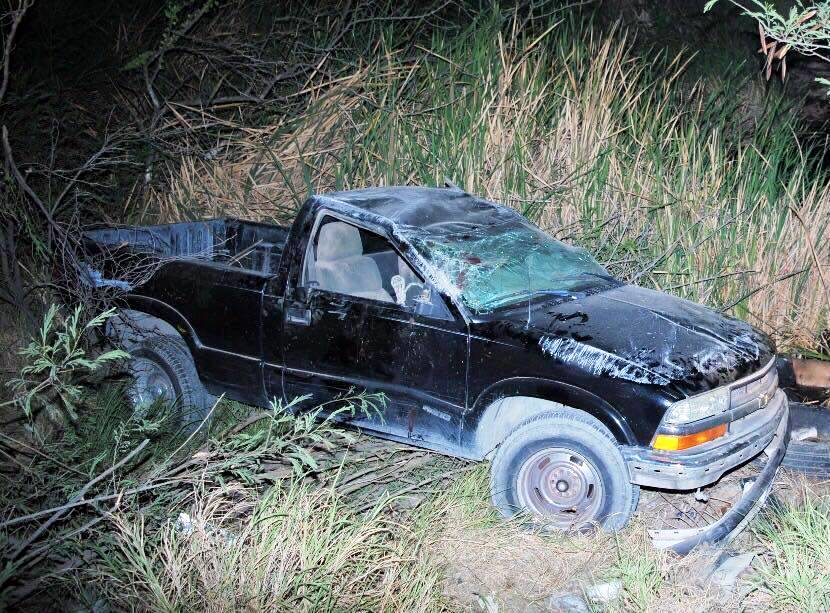 Muere hombre tras volcadura en Nuevo Laredo