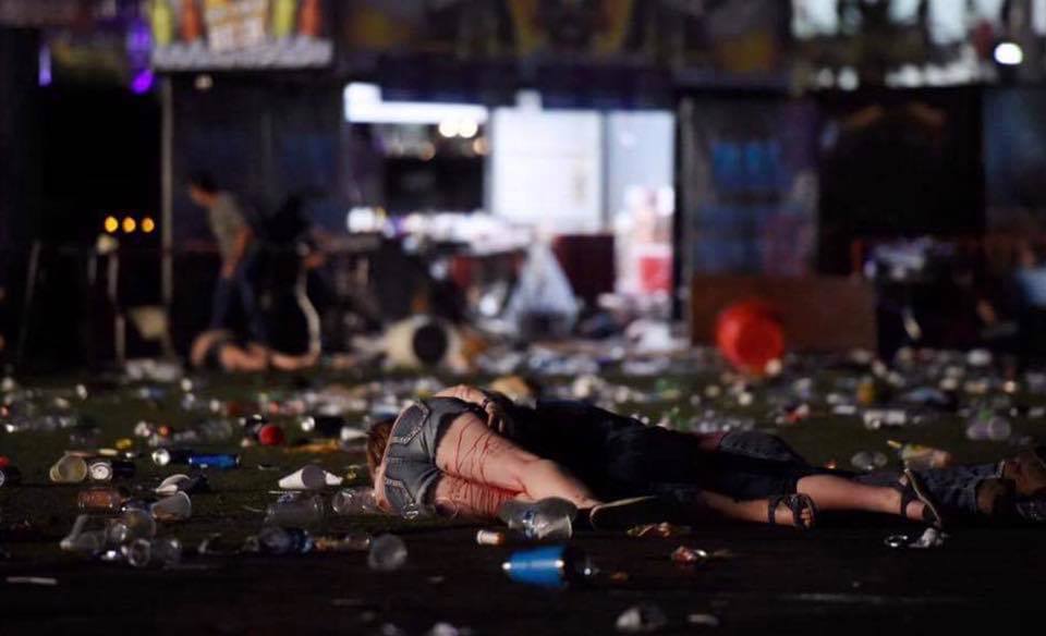 Sube a 58 la cifra de muertos por tiroteo en Las Vegas (VIDEO)