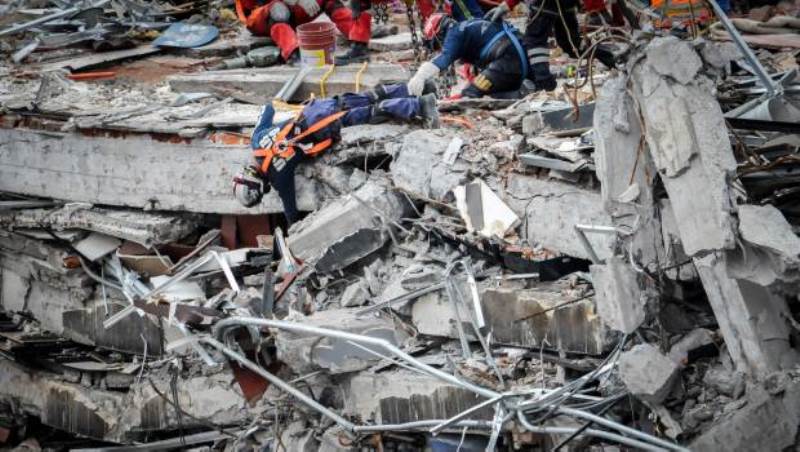 Recuperan último cuerpo en Álvaro Obregón y así finalizan labores de rescate