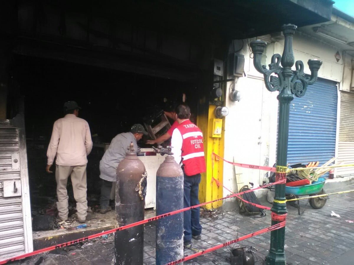 Locales incendiados el fin de semana en Tampico podrían ser demolidos
