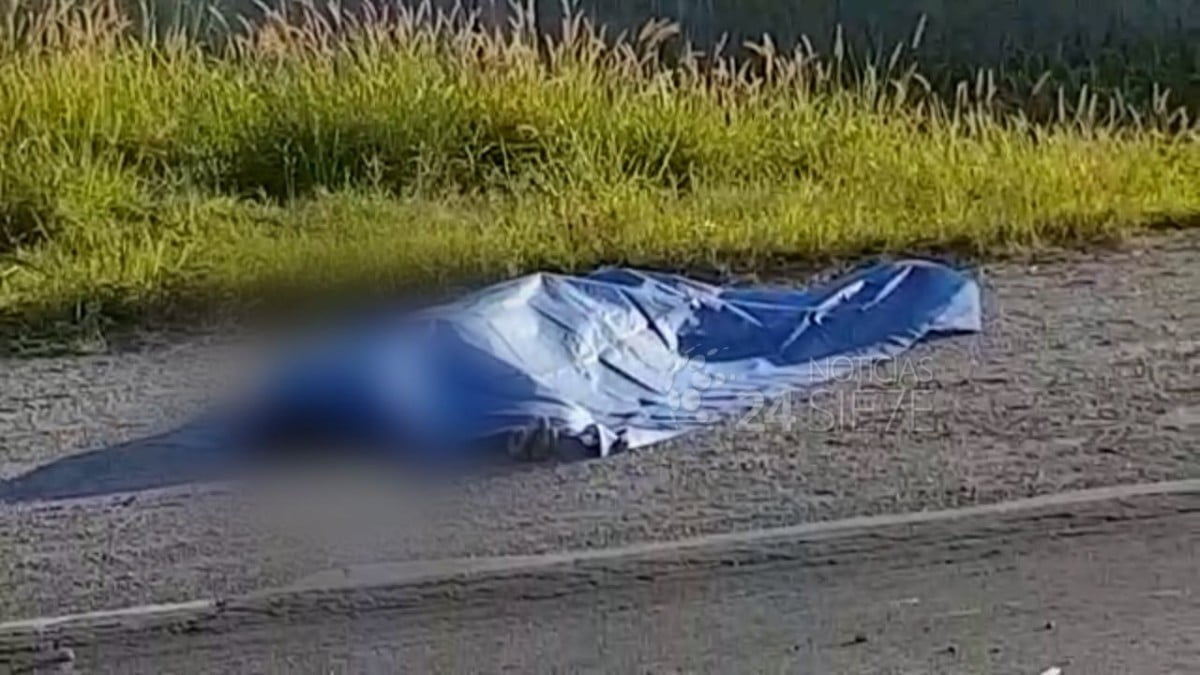 Conductora de un Mercedes atropella y mata a ciclista; la ubican con ayuda de cámaras
