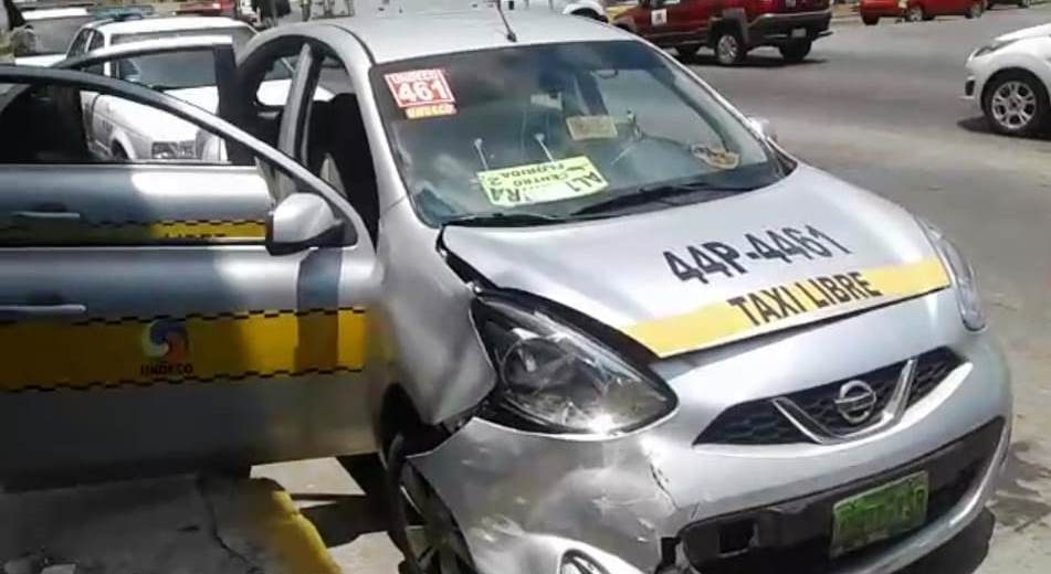 3 lesionados tras choque en Avenida Hidalgo en Tampico
