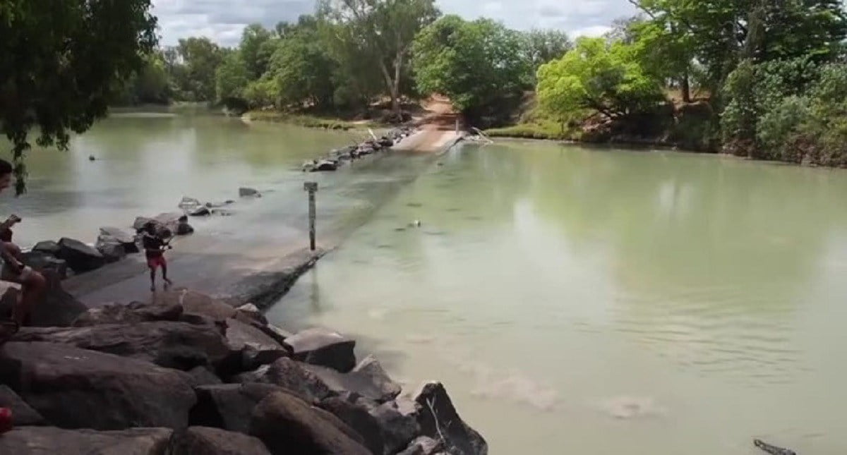 Cocodrilo mata a pastor cuando efectuaba varios bautismos en un lago