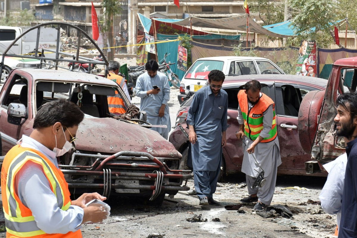 Atentado suicida en Pakistán deja más de 30 personas muertas