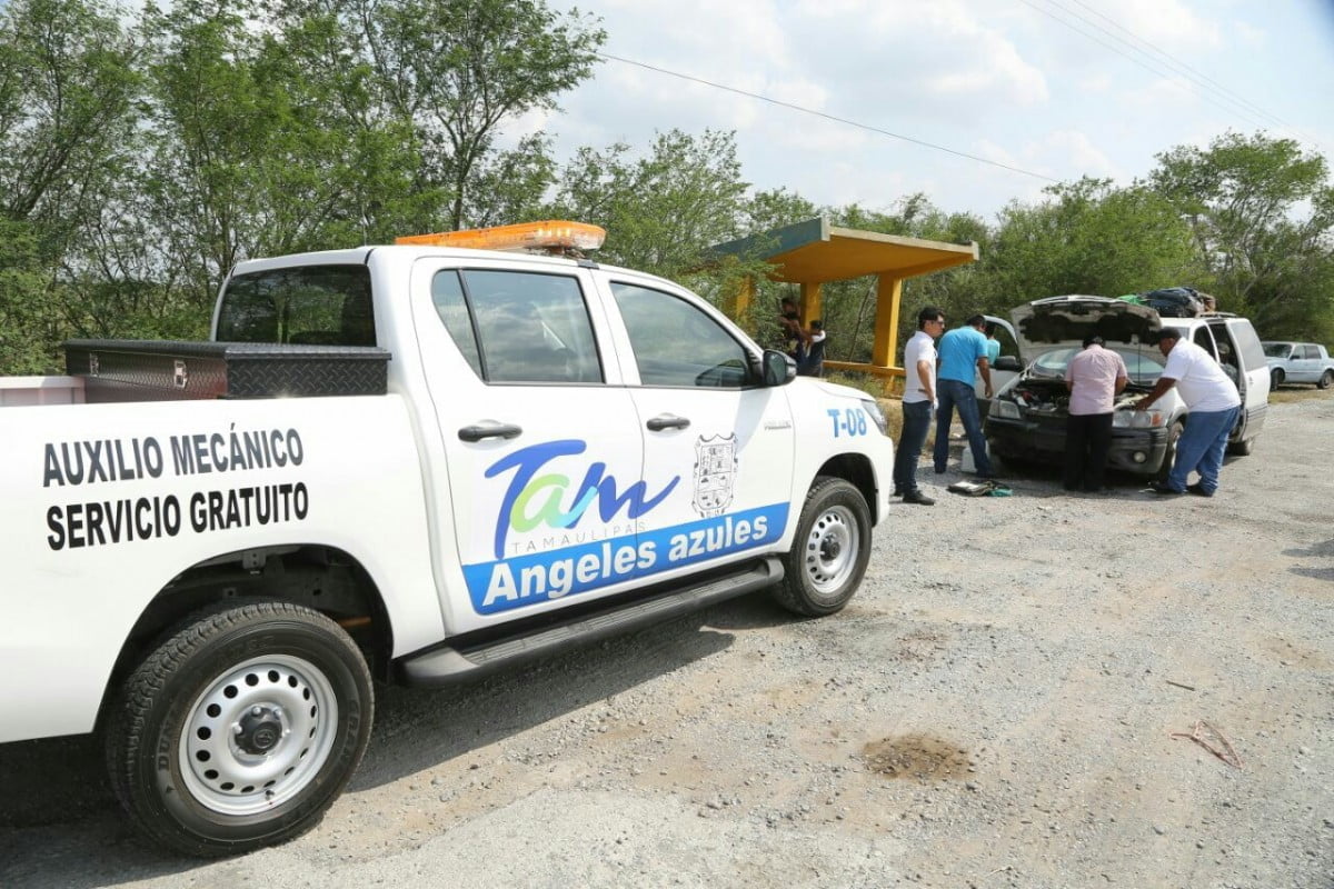 Brindan Ángeles Azules atención a cientos de automovilistas en Tamaulipas