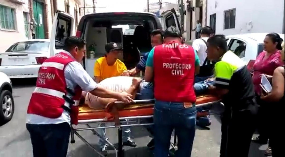 Sufre infarto a bordo de taxi en la zona centro de Tampico