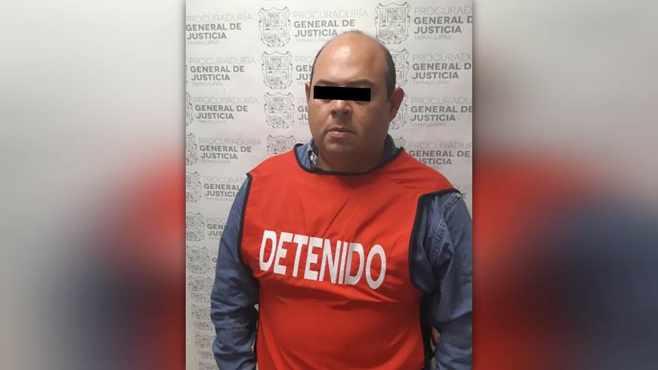 Detienen a funcionario del SARTET por ejercicio abusivo de funciones