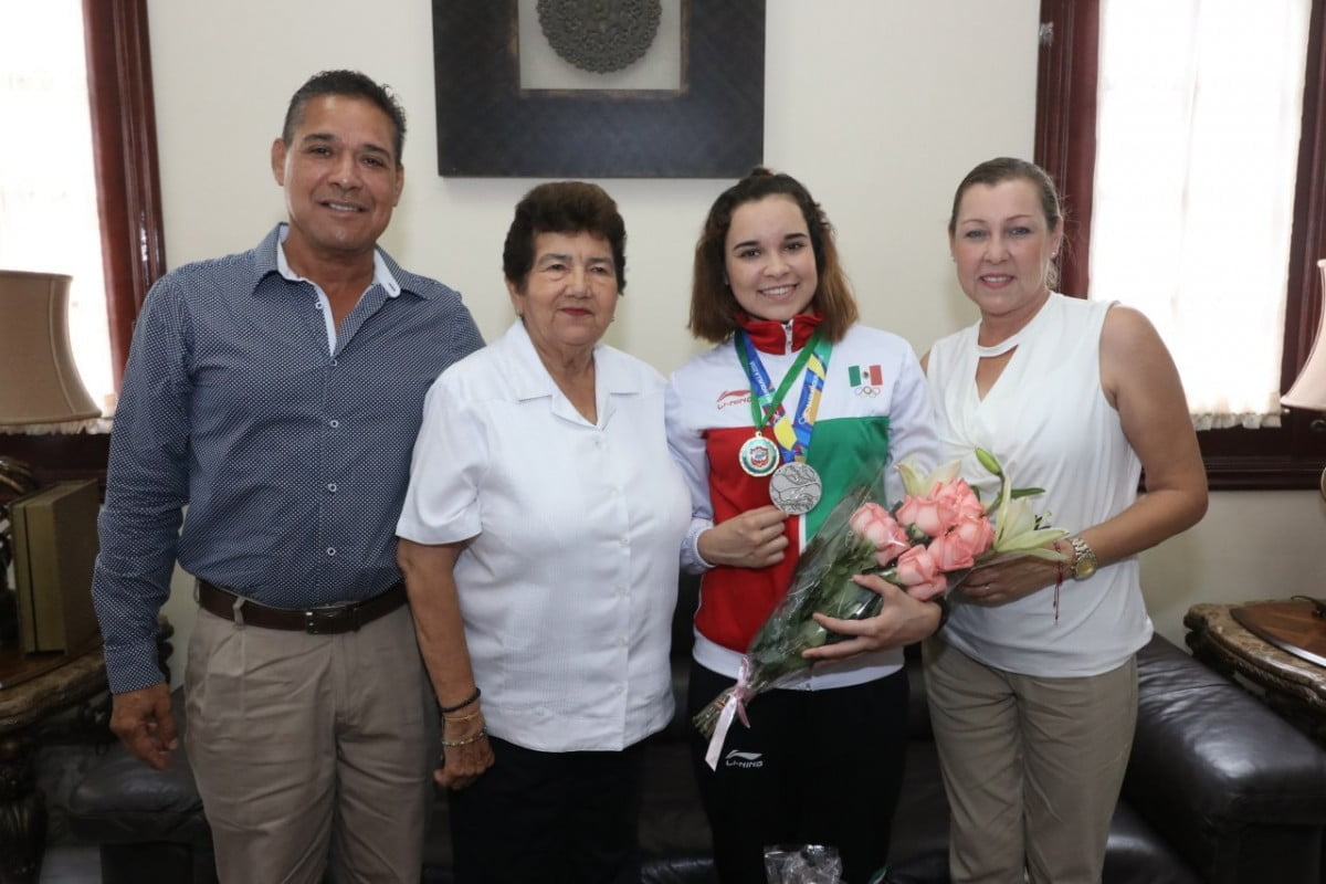 Reconocen en Tampico a gimnasta que ganó medalla de plata en Barranquilla 2018