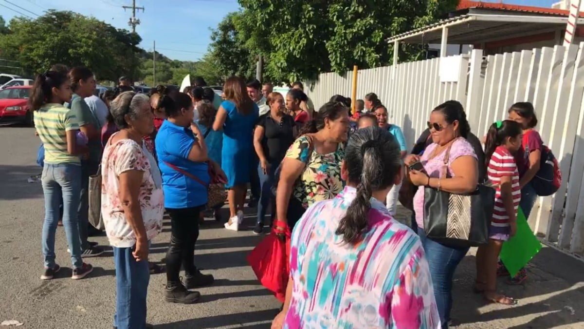 Persisten protestas contra COMAPA por la falta del servicio de agua potable