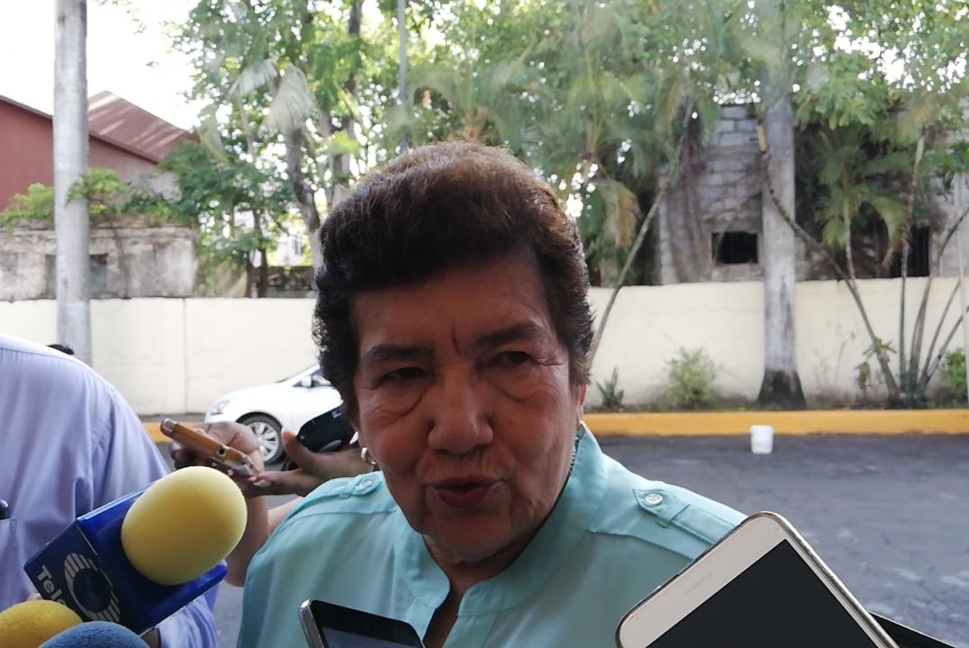 Confía alcaldesa se contrate empresa local.pars concluir trabajos del mercado municipal