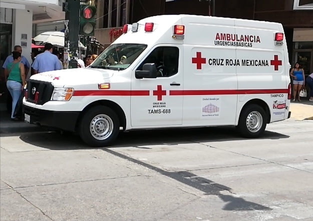 Mujer pretendió escapar por la puerta falsa, ahorcándose en zona centro de Tampico