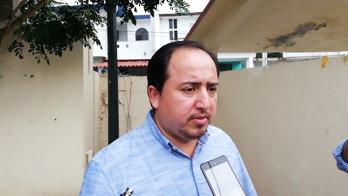 Vecinos de 4 colegios particulares se quejan del caos vial que generan