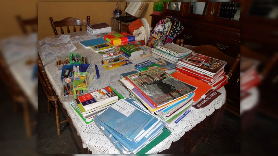 Profeco recomienda reutilizar material escolar para minimizar gastos