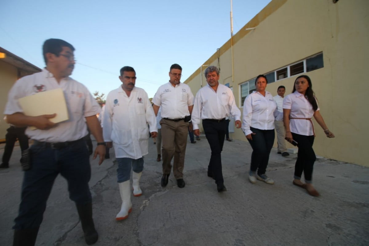 Acompaña Xico en recorrido a Director de Veterinaria de la UAT en Victoria