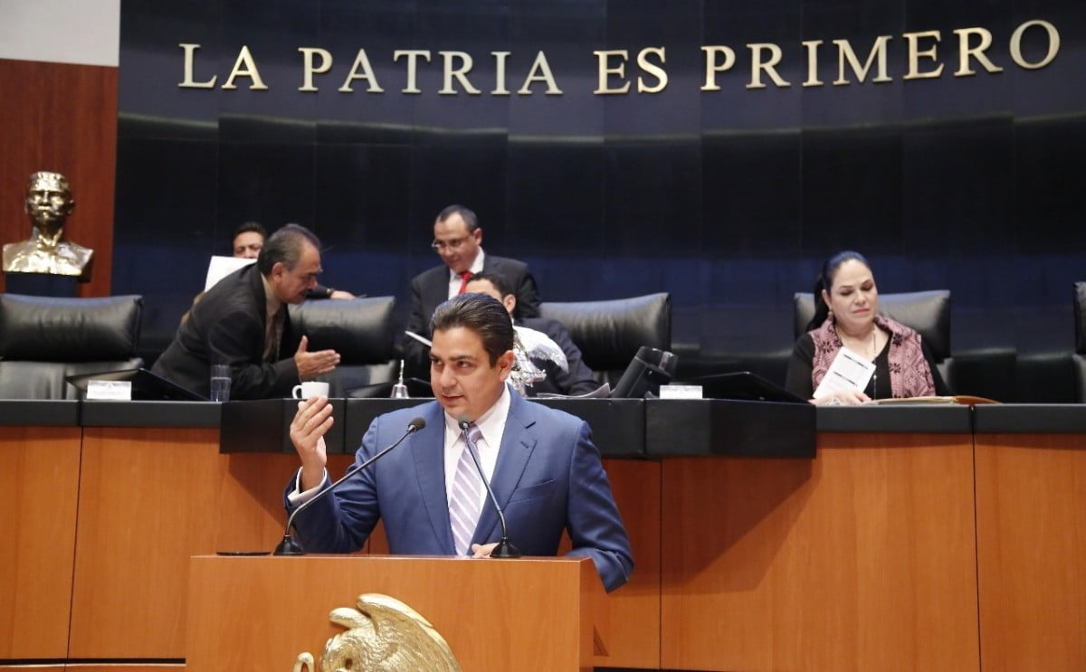 Plantea senador García Cabeza de Vaca homologar controles de confianza para empresas de seguridad privada