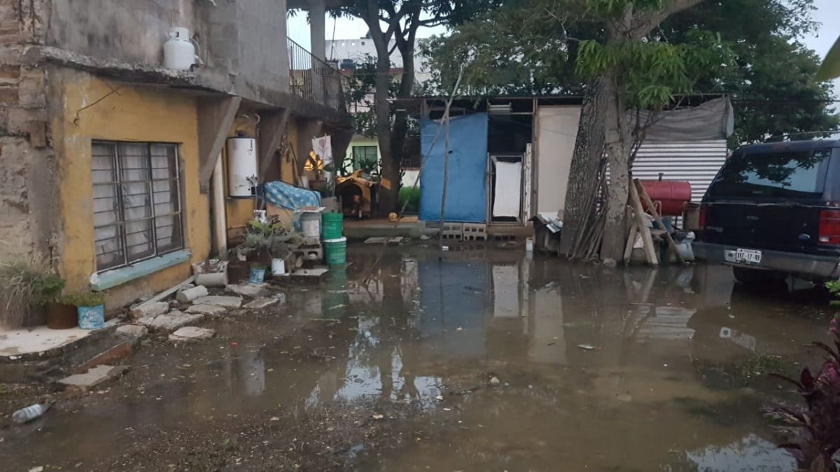 Marea alta ocasiona desbordamiento del río Pánuco