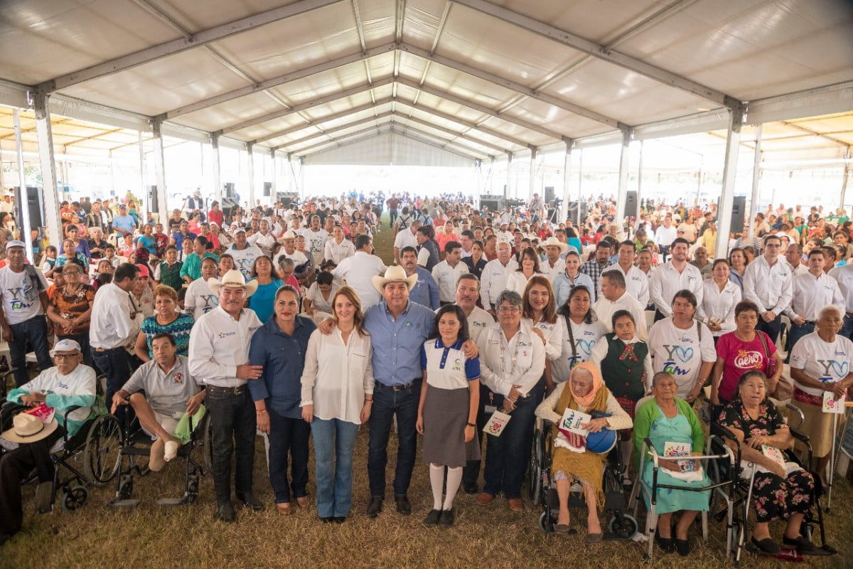Llevan Gobierno de Tamaulipas y DIF servicios a familias de Gómez Farías