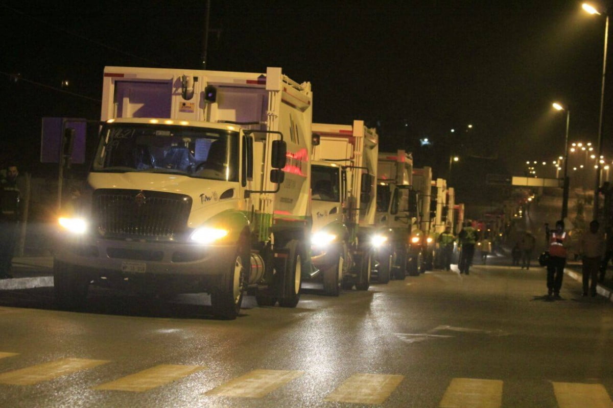 Sólo funcionan 25 de 35 camiones recolectores de basura; anuncian limpieza de vehículos chatarra
