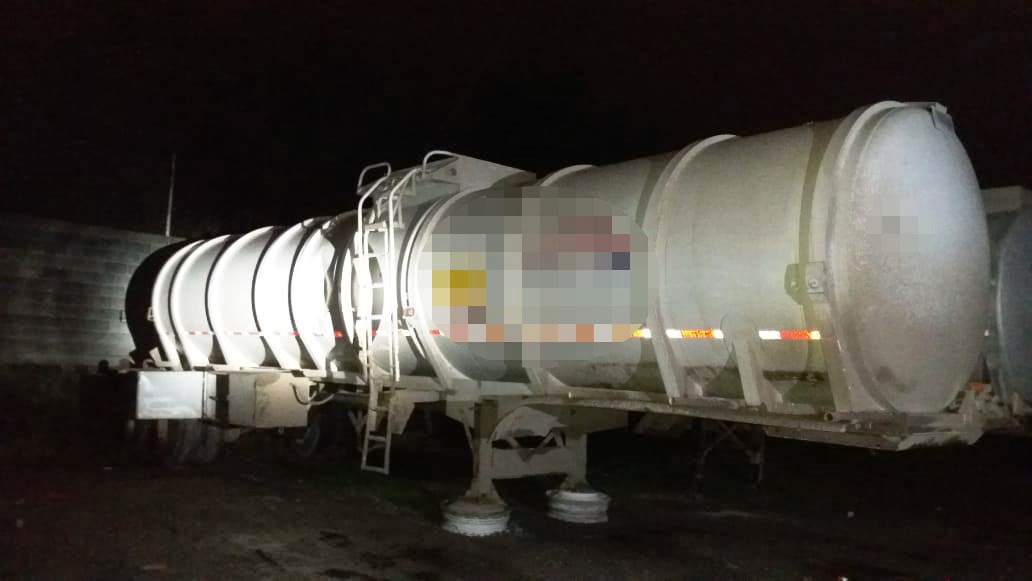Aseguran 9 pipas y más de 60 mil litros de combustible