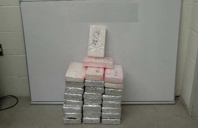 Detienen a regiomontano con droga en el Puente 2 de Nuevo Laredo y Laredo, Texas