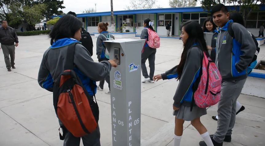 Padres se enterarán mediante mensaje de celular si su hijo asiste a clases