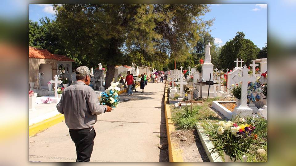 Se esperan 14 mil visitantes en panteones de Victoria