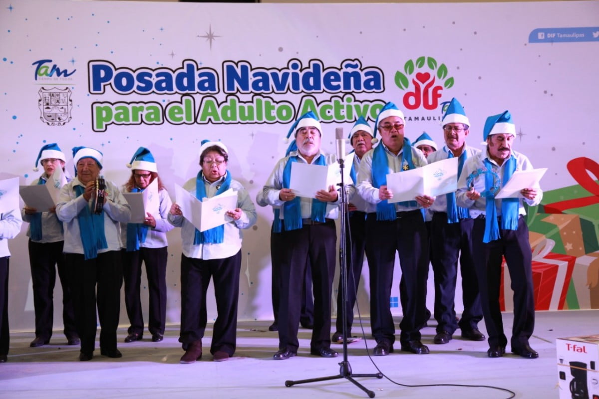 DIF Tamaulipas festeja posada navideña con adultos mayores