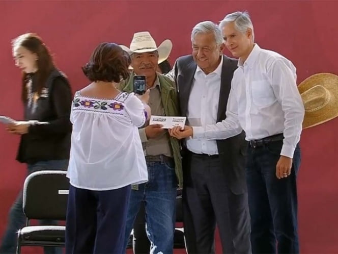 López Obrador presenta Programas Integrales de Bienestar