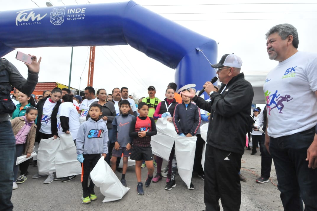 Rotundo éxito la carrera 5k de la educación ambiental del Gobierno del Estado