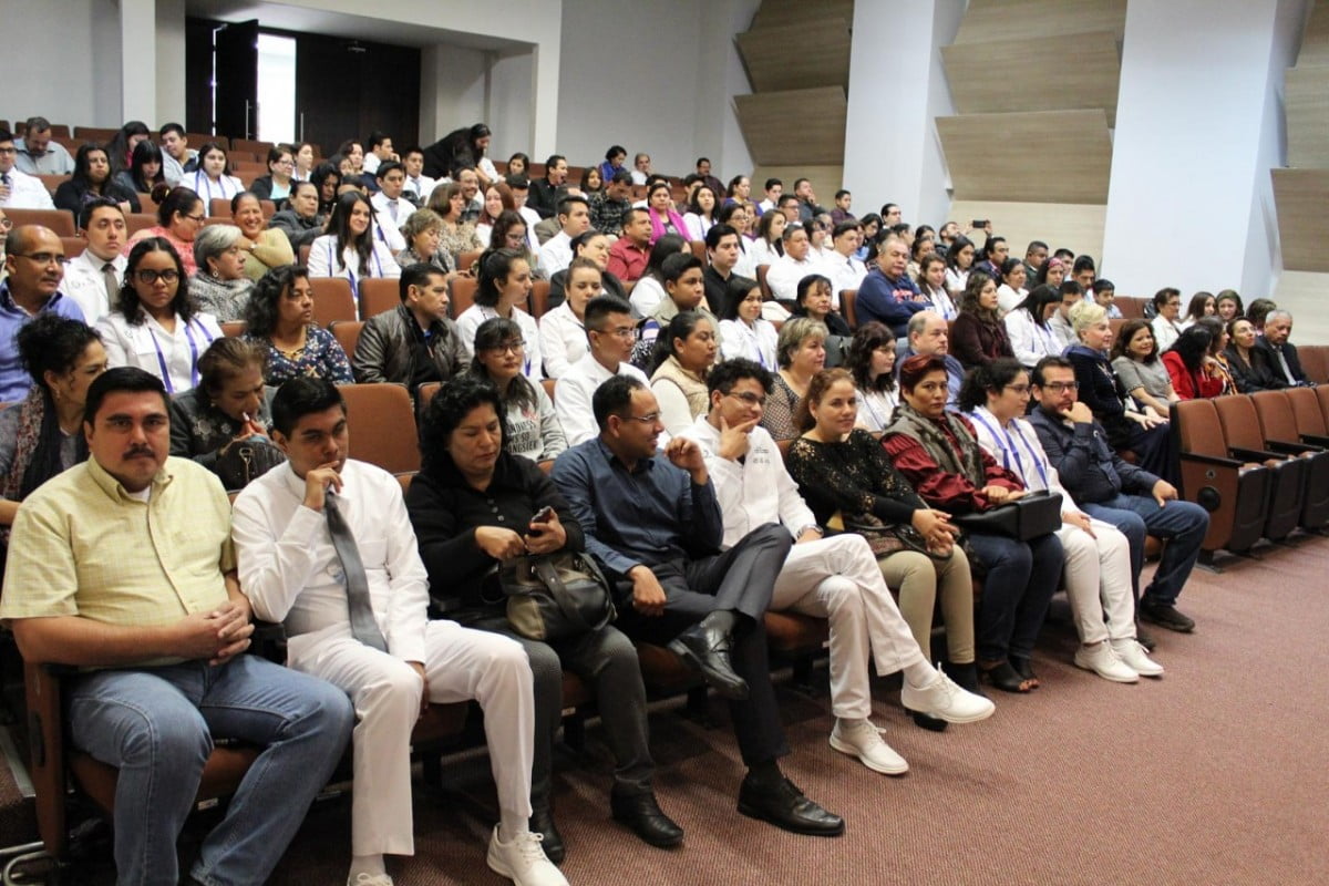 Dan bienvenida a nuevos alumnos de Medicina-UAT Tampico