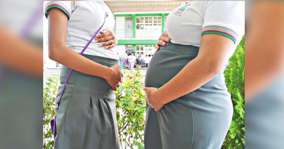 Detectan al menos 15 casos de jovenes embarazadas en prepas de Nuevo Laredo