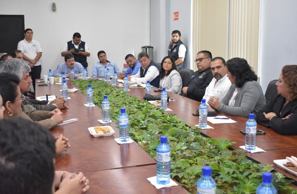 Apoyará Gobierno de Río Bravo a universitarios próximos a titularse