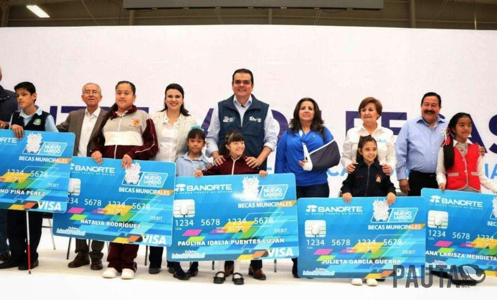 Vence el 29 de marzo plazo para recoger tarjeta de beca municipal en Nuevo Laredo