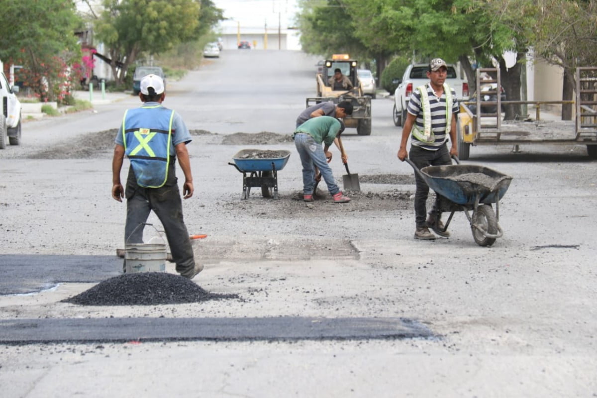 Continúa el bacheo en Victoria