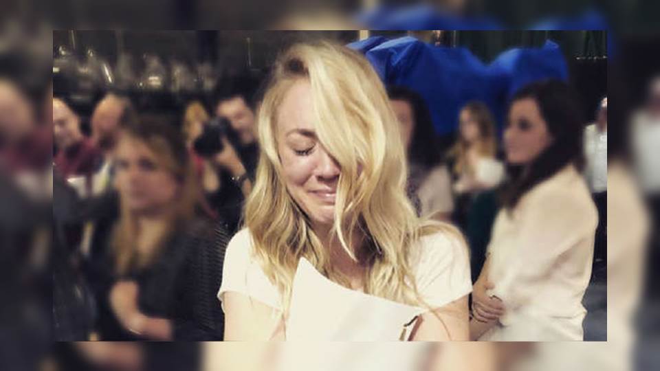 Kaley Cuoco llora sin parar tras leer final de ‘Big Bang Theory’