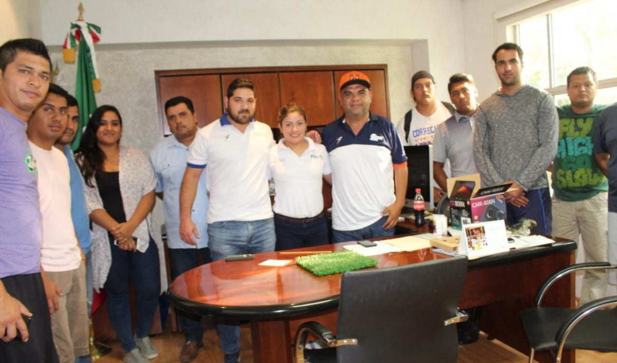 Liga de Americano de la UAT arma torneo de Tochito Femenil