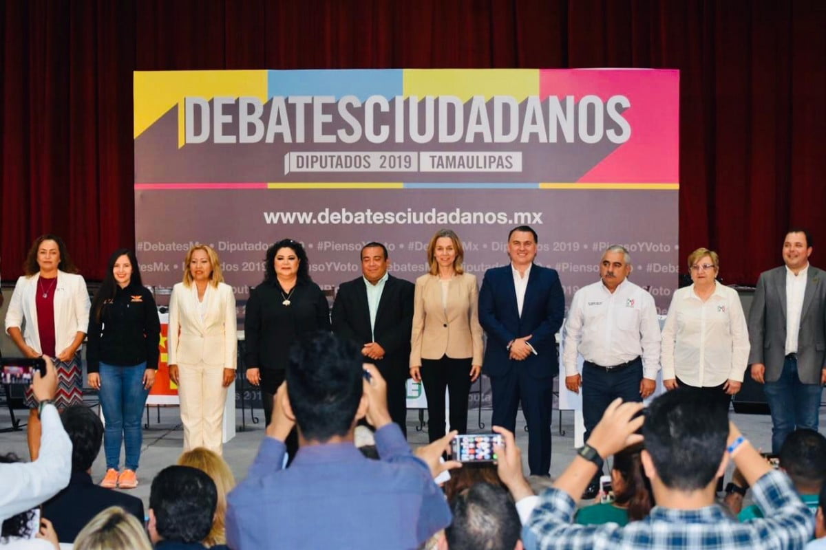Se realiza en la zona sur primer debate entre candidatos a diputados; el PRD ausente