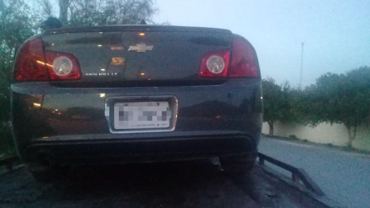 Hallan vehículo abandonado en Reynosa y resulta que era robado