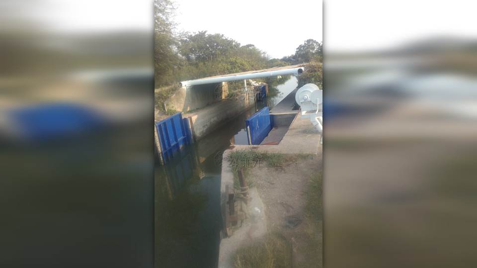 CONAGUA deja abiertas compuertas del Camalote; se fugan miles de litros de agua al mar