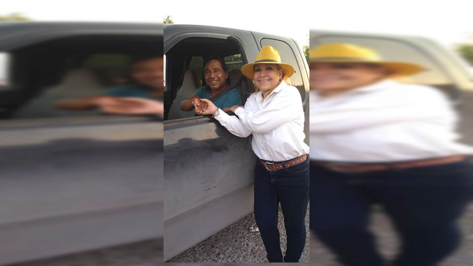 Piden ciudadanos a Diana Cantú gestionar apoyos para mejorar la ciudad