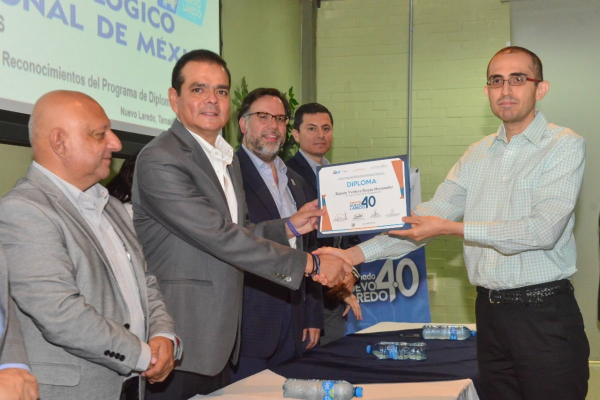 Entregan reconocimientos del Diplomado Industria 4.0