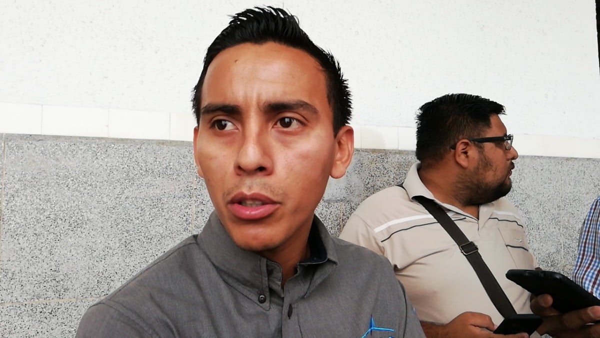 Sorprenden a empleados municipales en Tampico checando su «face» en horas de trabajo
