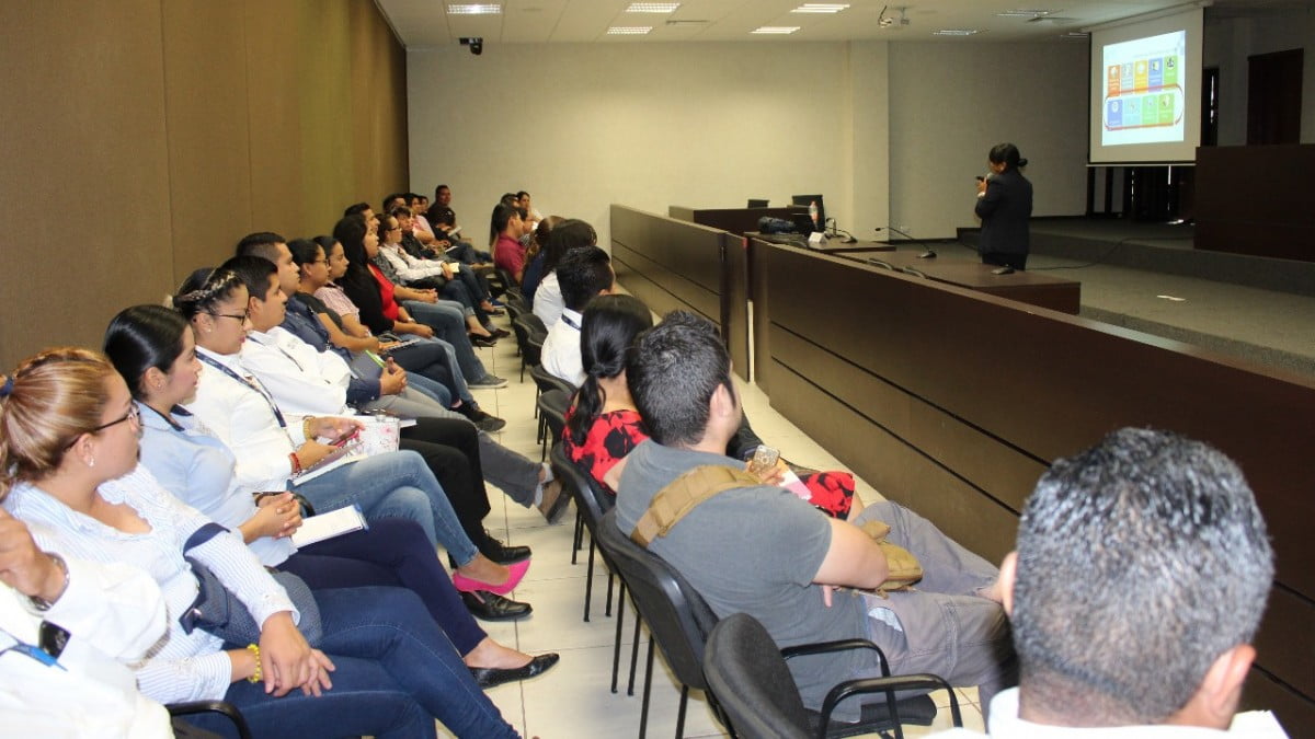 Personal de la PGJE es capacitado en prevención de violencia escolar