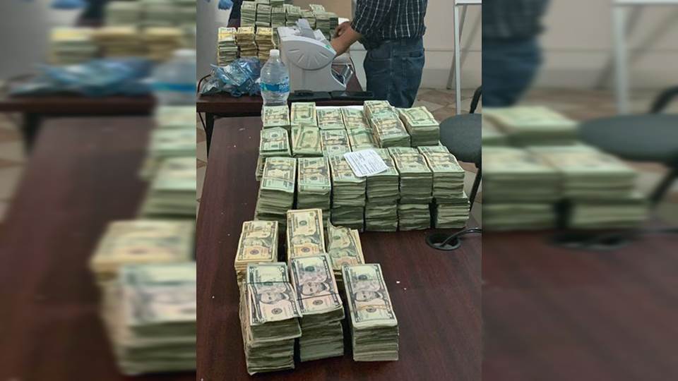 Aseguran cuantioso contrabando de dólares en aduana de Nuevo Laredo