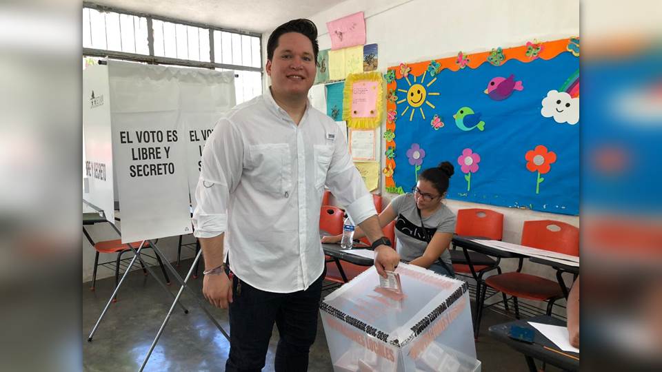 Llama Mario Ramos a ejercer el voto