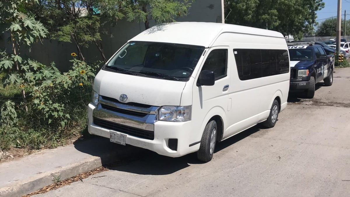 Detectan 33 migrantes a bordo de camionetas particulares en la Victoria- Zaragoza